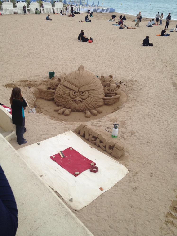 Angry Bird Cannes